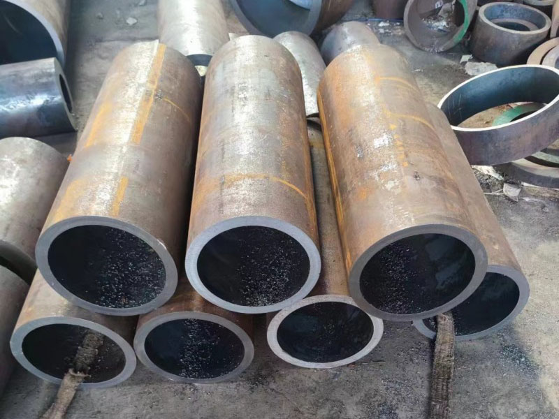 唐山12Cr1MovG无缝钢管切割